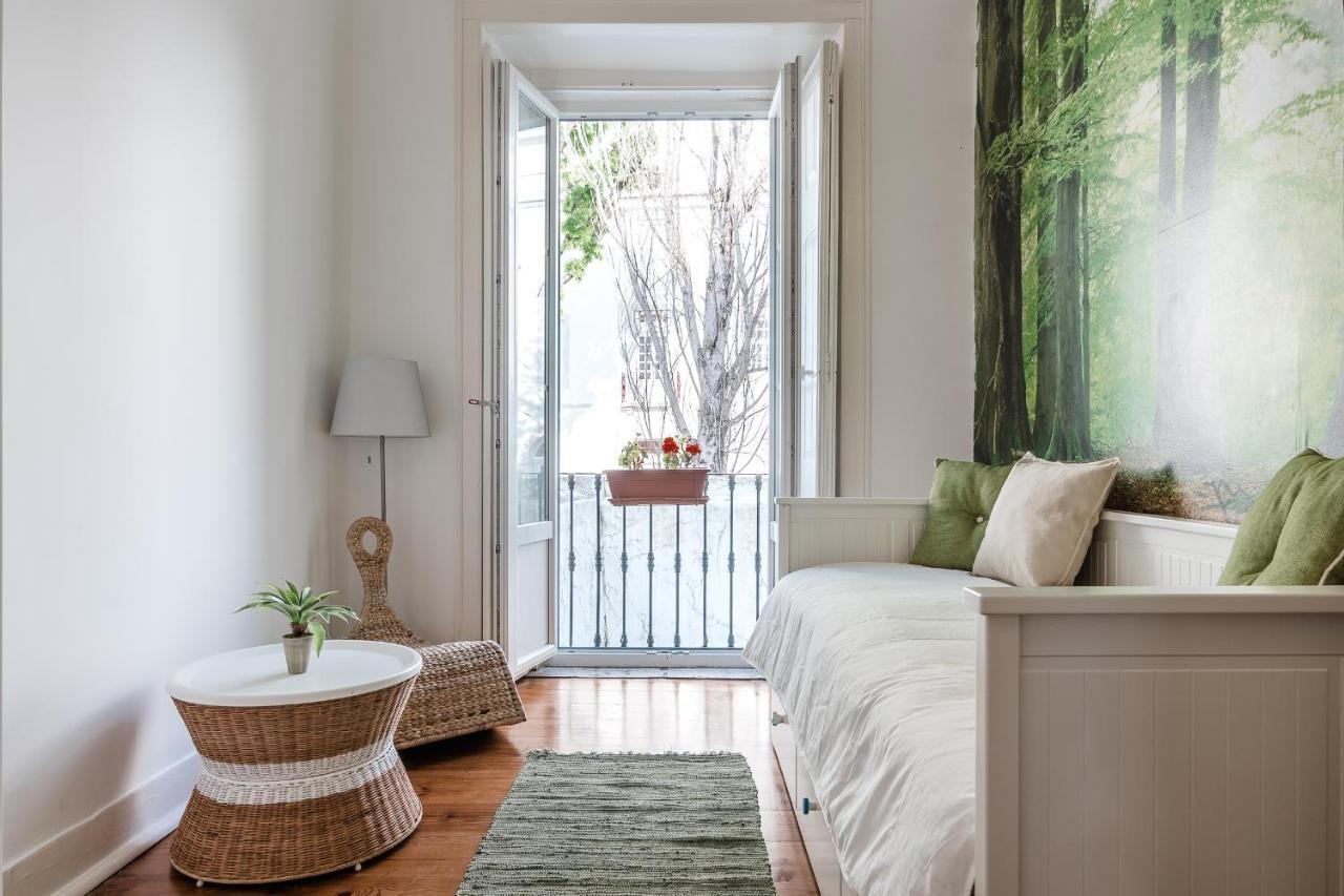 Elegant 3 Bedroom Flat With View In Principe Real Lisbon Luaran gambar