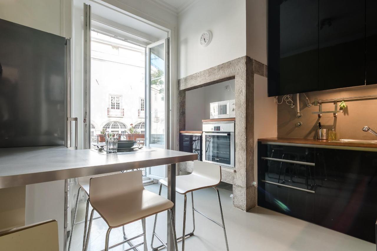 Elegant 3 Bedroom Flat With View In Principe Real Lisbon Luaran gambar