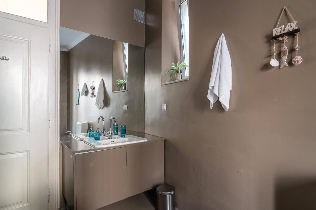Elegant 3 Bedroom Flat With View In Principe Real Lisbon Luaran gambar